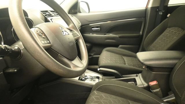 Used 2020 Mitsubishi Outlander Sport ES FWD image 18