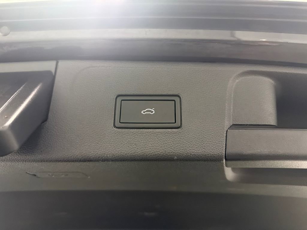 Used 2022 Volkswagen Atlas SE FWD image 20