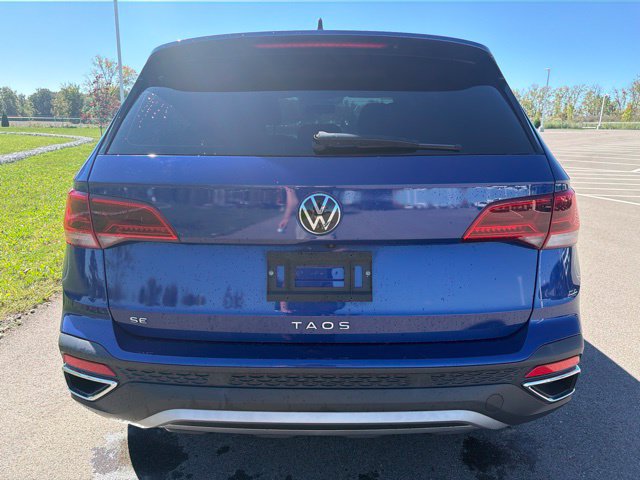 Used 2022 Volkswagen Taos SE FWD image 8