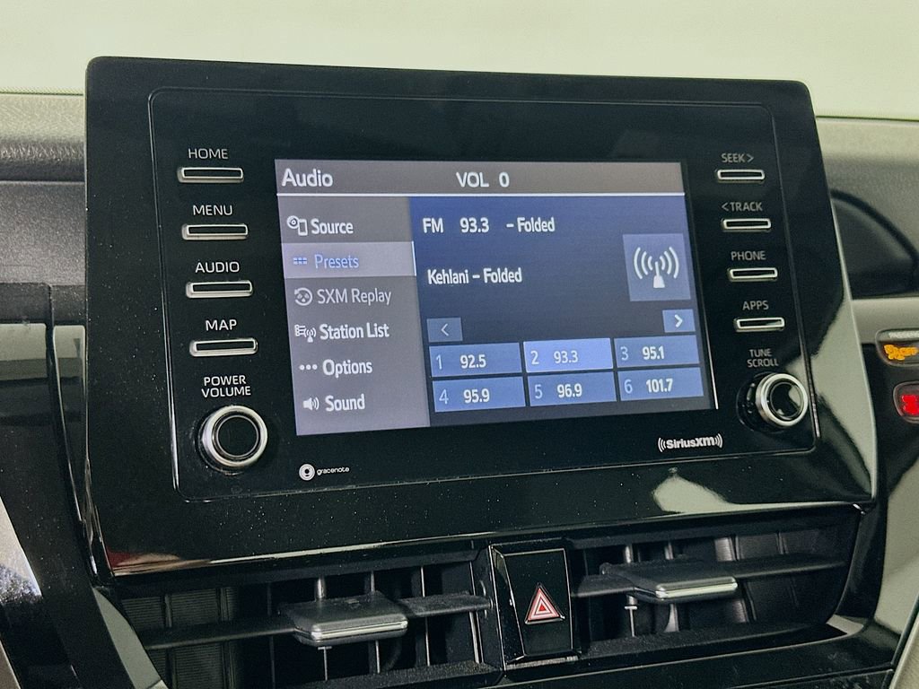 Used 2021 Toyota Camry SE image 24