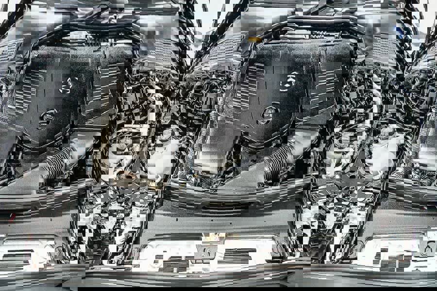 Used 2025 Mercedes-Benz C 300 Sedan image 28