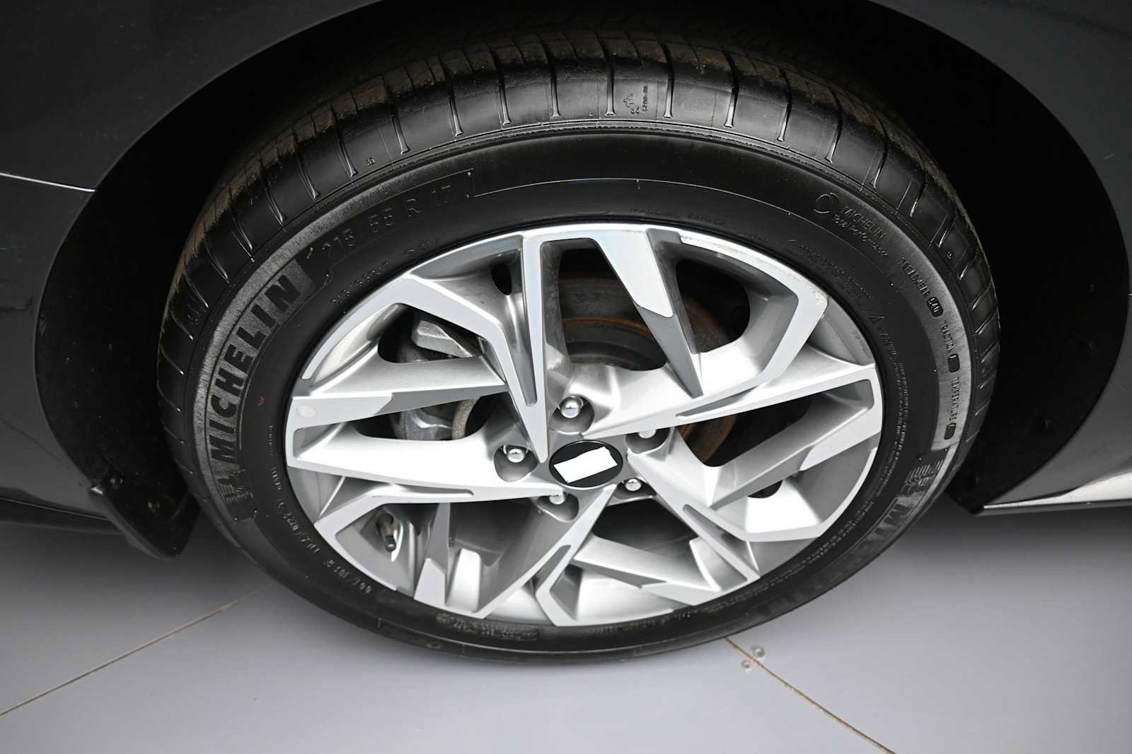 Certified 2023 Hyundai Sonata SEL w/ Convenience Package FWD image 11