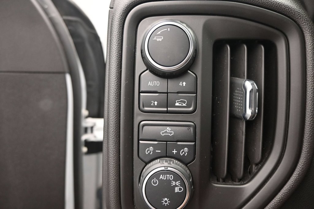 Used 2023 Chevrolet Silverado 1500 Custom w/ LPO, Dark Essentials Package AWD/4WD image 33