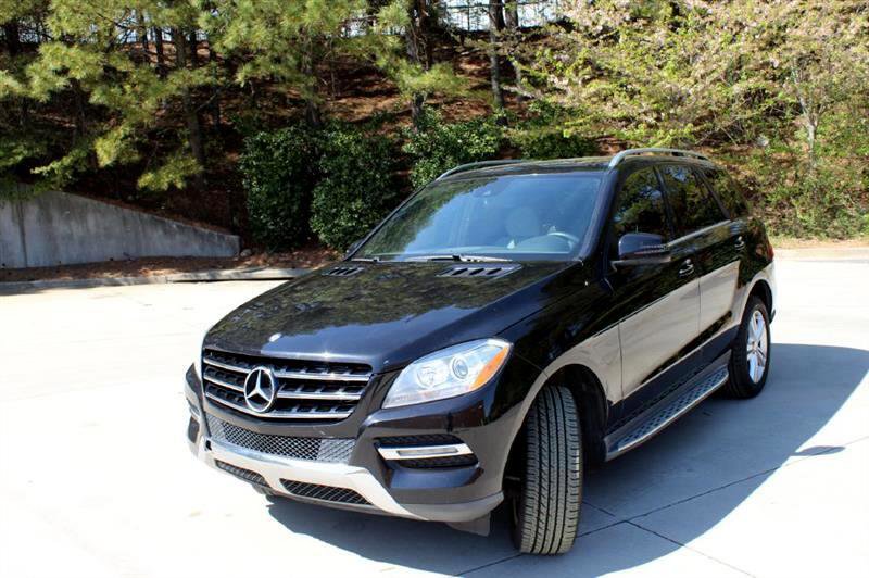 Used 2013 Mercedes-Benz ML 350 BlueTEC 4MATIC image 2