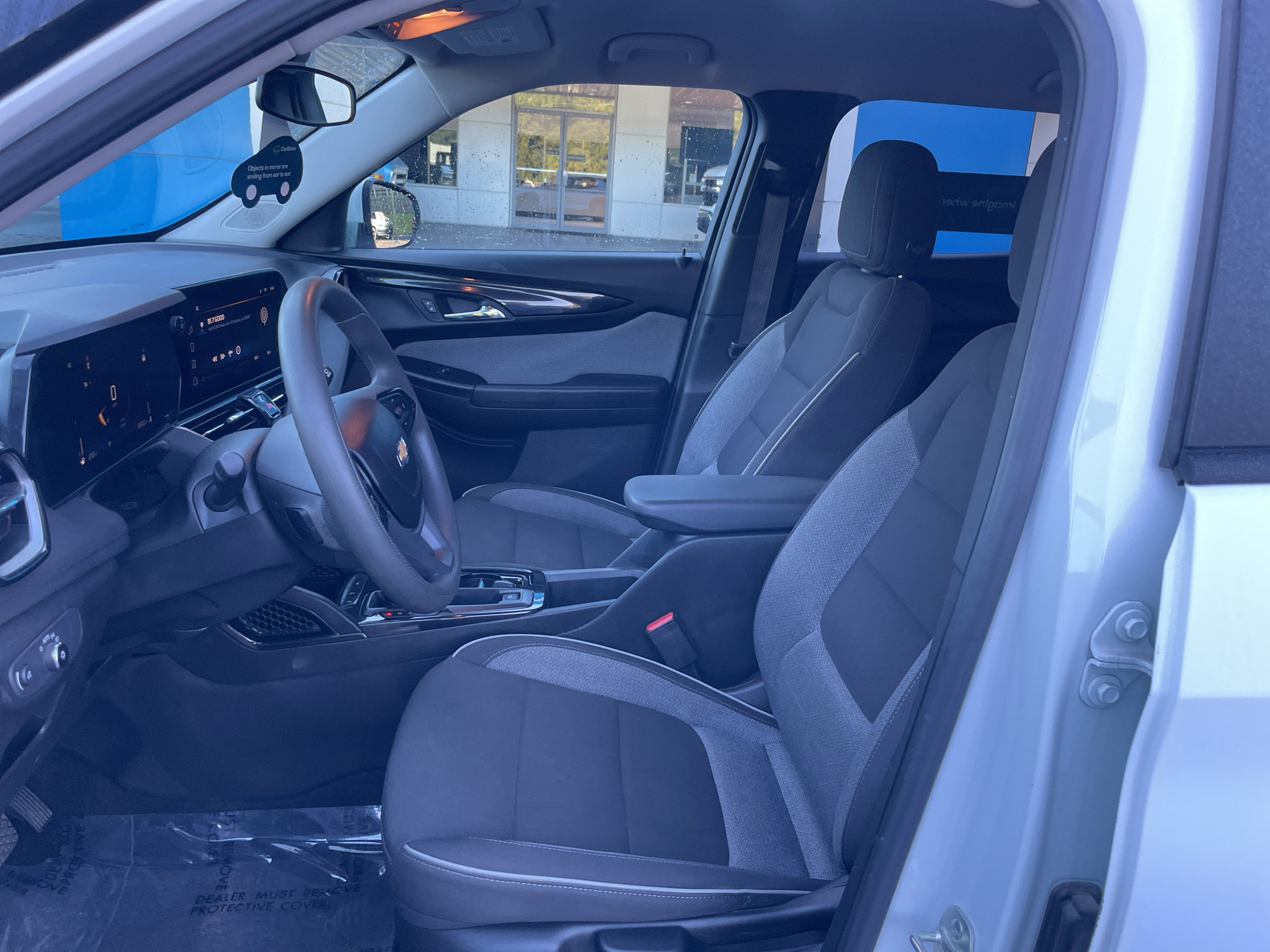 Certified 2025 Chevrolet TrailBlazer LT FWD image 11