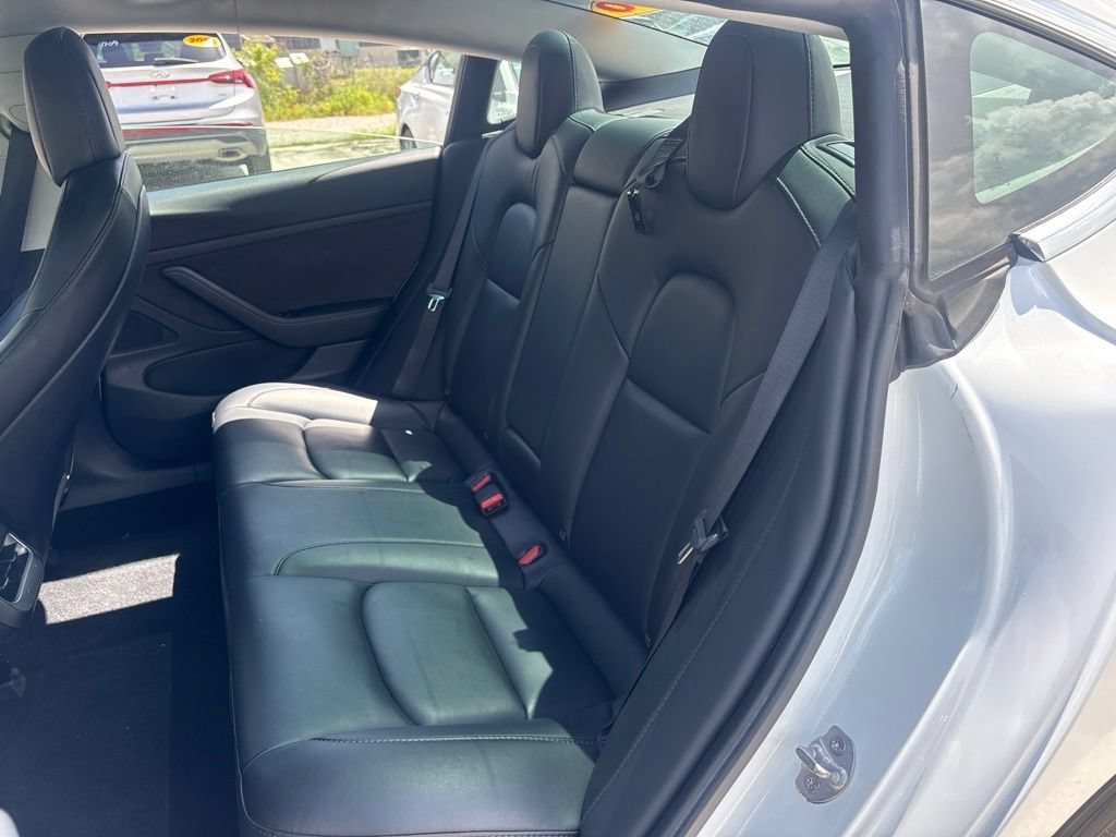 Used 2020 Tesla Model 3 RWD image 12