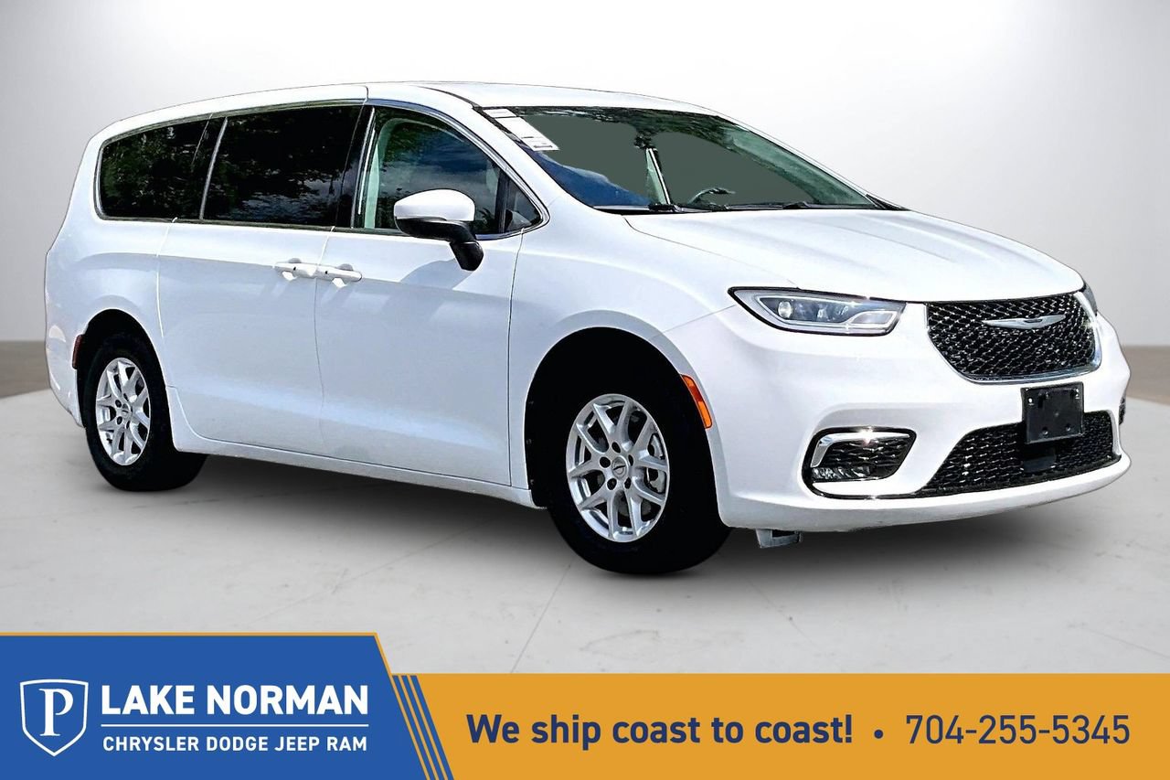 Certified 2023 Chrysler Pacifica Touring-L FWD video 1