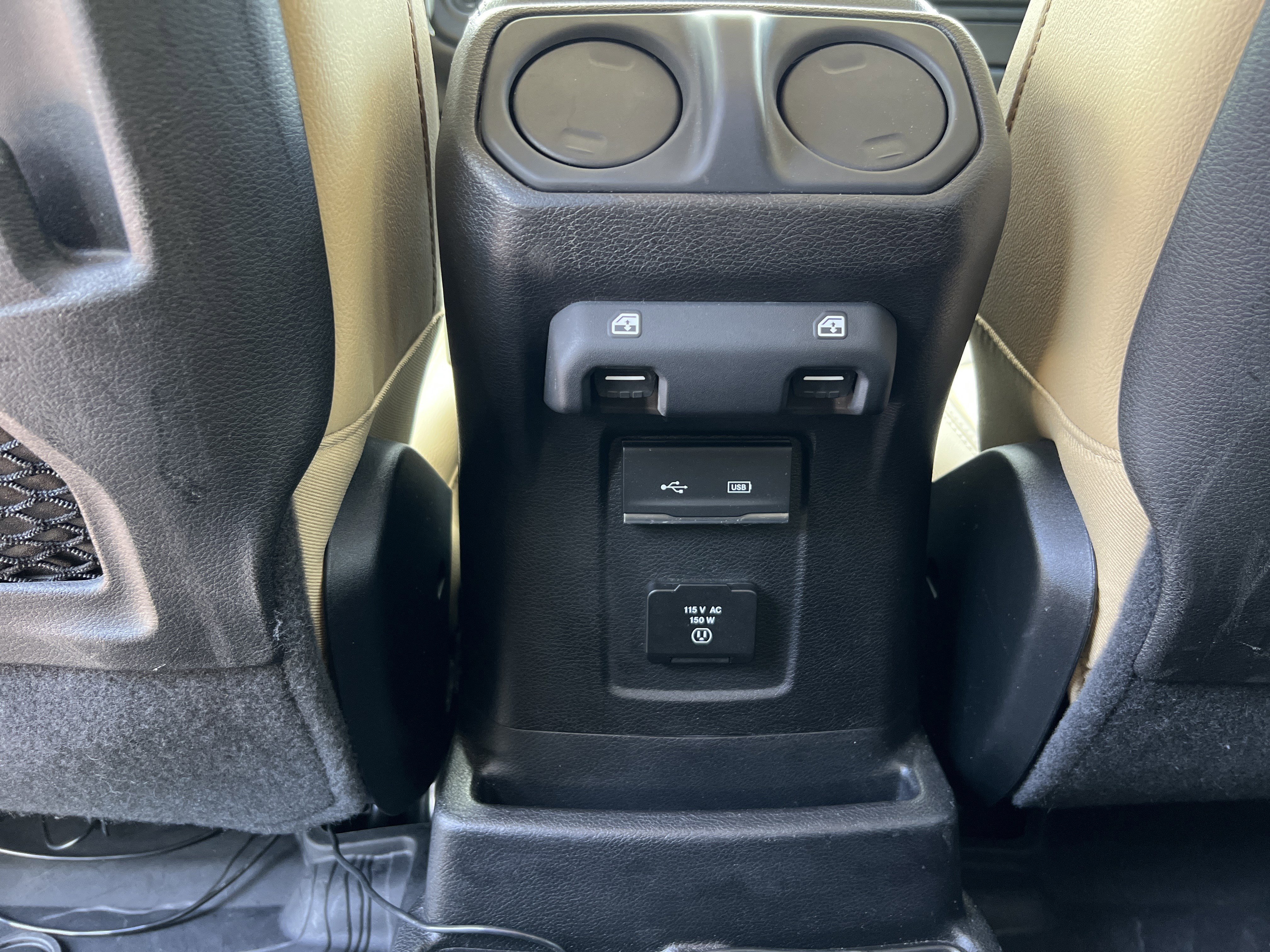 Used 2018 Jeep Wrangler Unlimited Rubicon AWD/4WD image 40