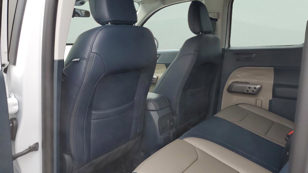 New 2026 Ford Maverick Lariat image 32