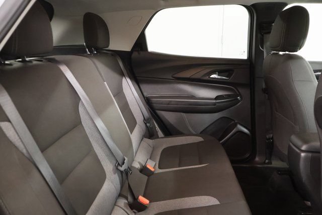 Used 2025 Chevrolet TrailBlazer LT AWD/4WD image 27