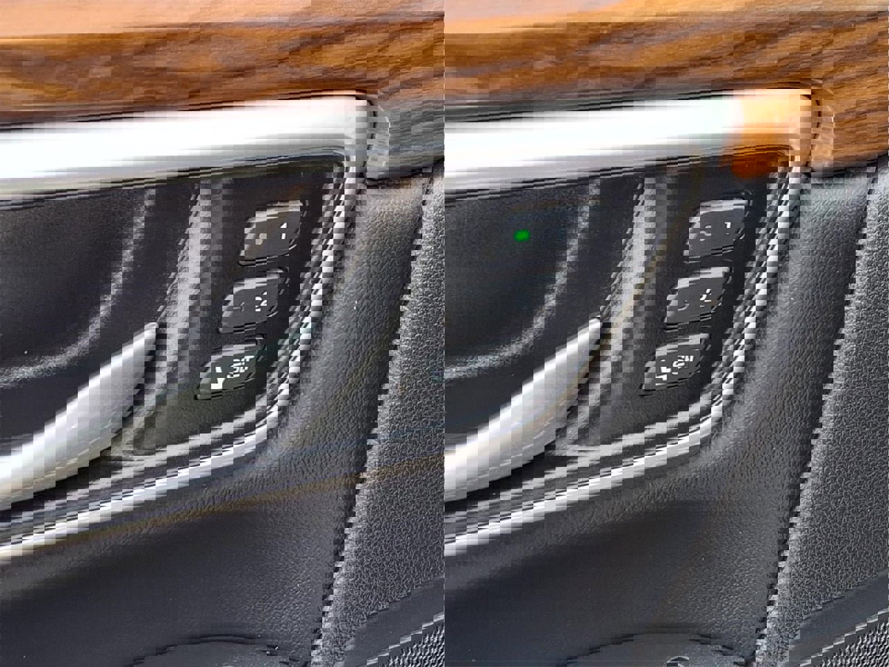 Used 2022 Honda CR-V EX-L image 15