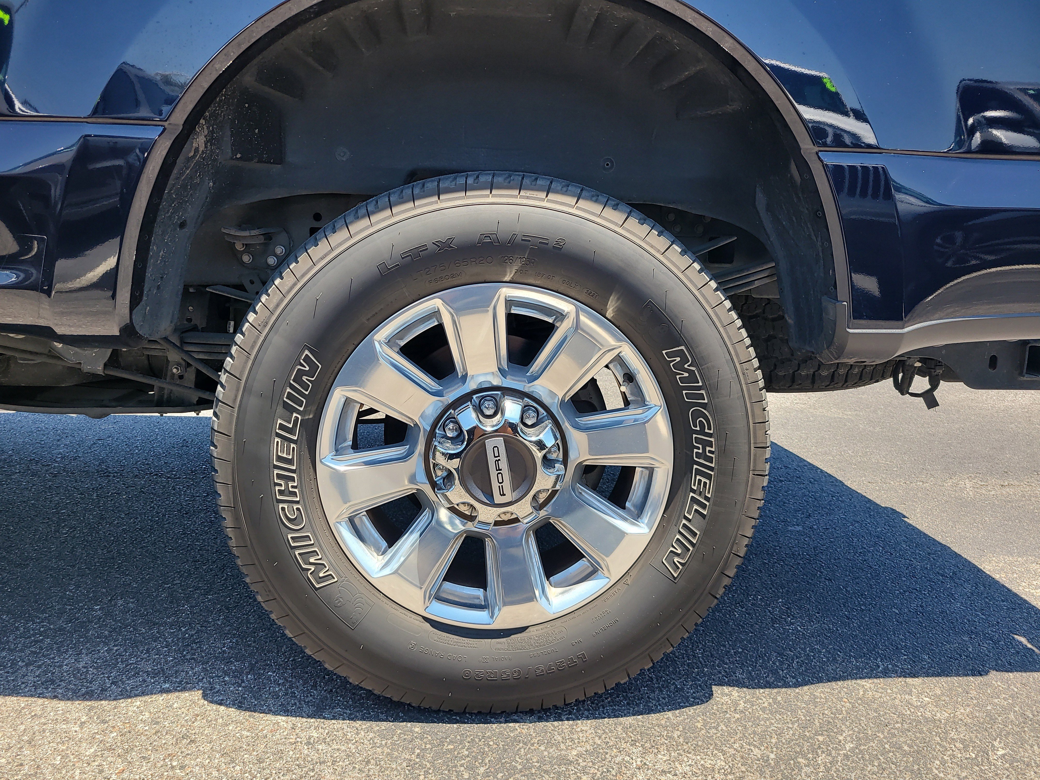 Used 2022 Ford F350 Platinum AWD/4WD image 8