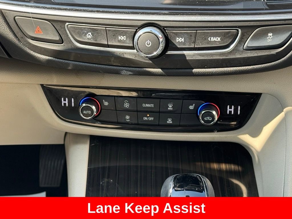 Used 2018 Buick Regal Essence w/ Driver Confidence Package #1 image 35