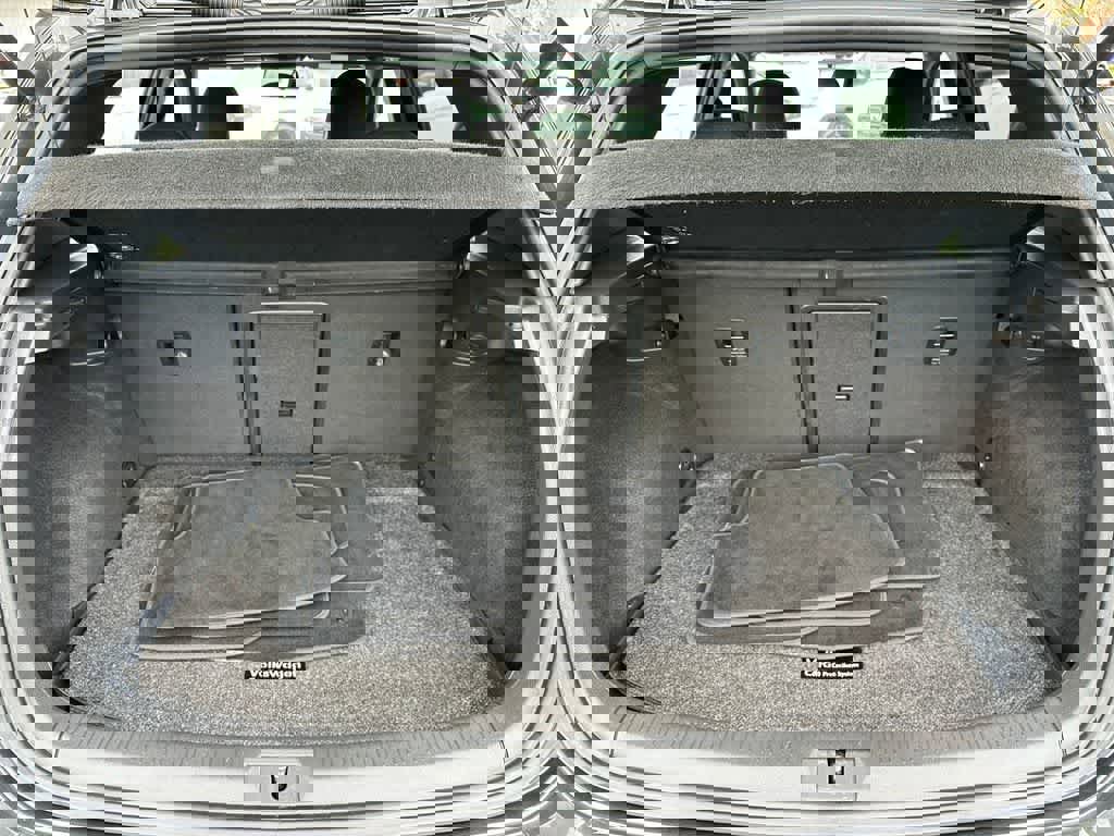 Used 2017 Volkswagen GTI S image 18