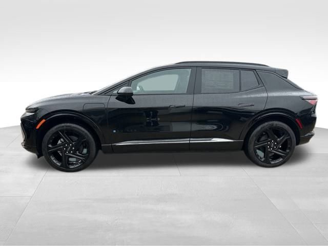 New 2026 Chevrolet Equinox EV RS image 2