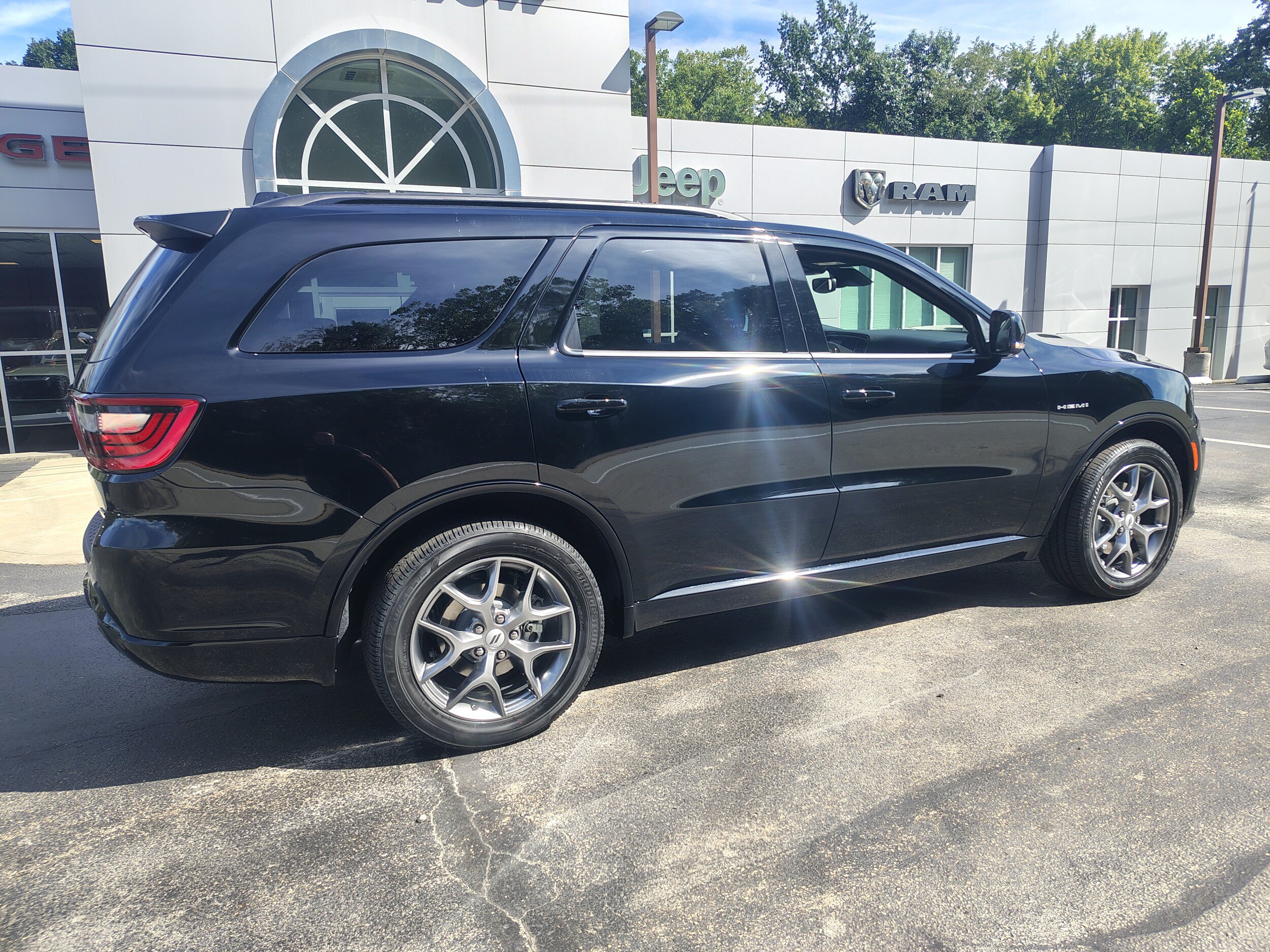 New 2027 Dodge Durango GT AWD/4WD image 16