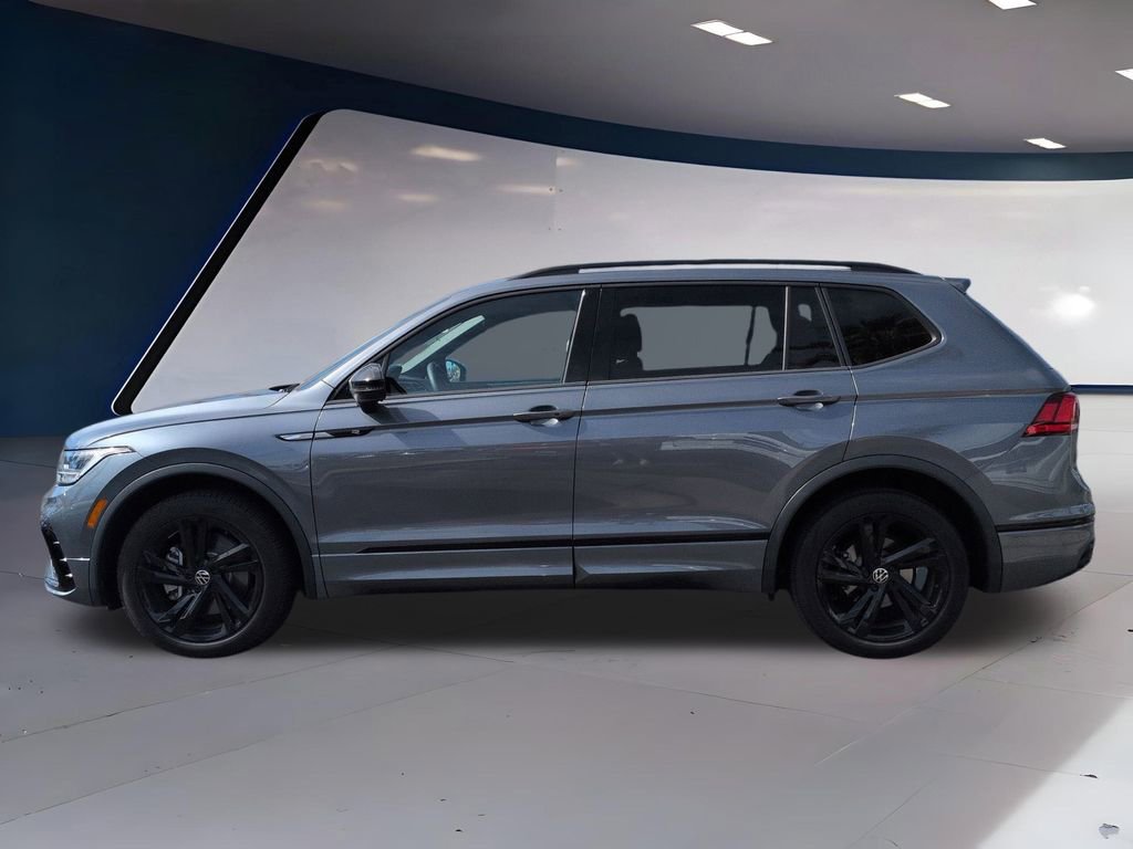 Used 2023 Volkswagen Tiguan SE R-Line image 7