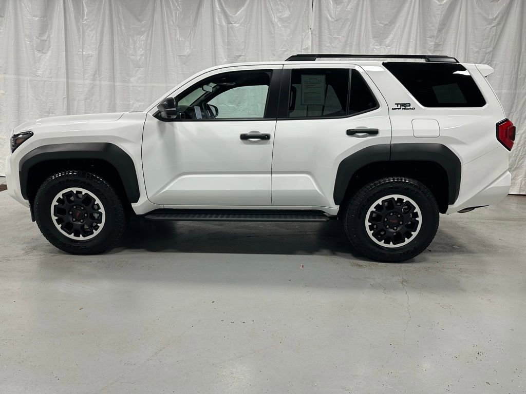 Used 2025 Toyota 4Runner TRD Off-Road Premium image 4