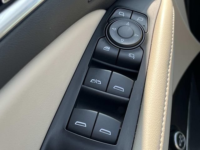 Used 2018 Buick Enclave Premium w/ Experience Buick Package FWD image 31