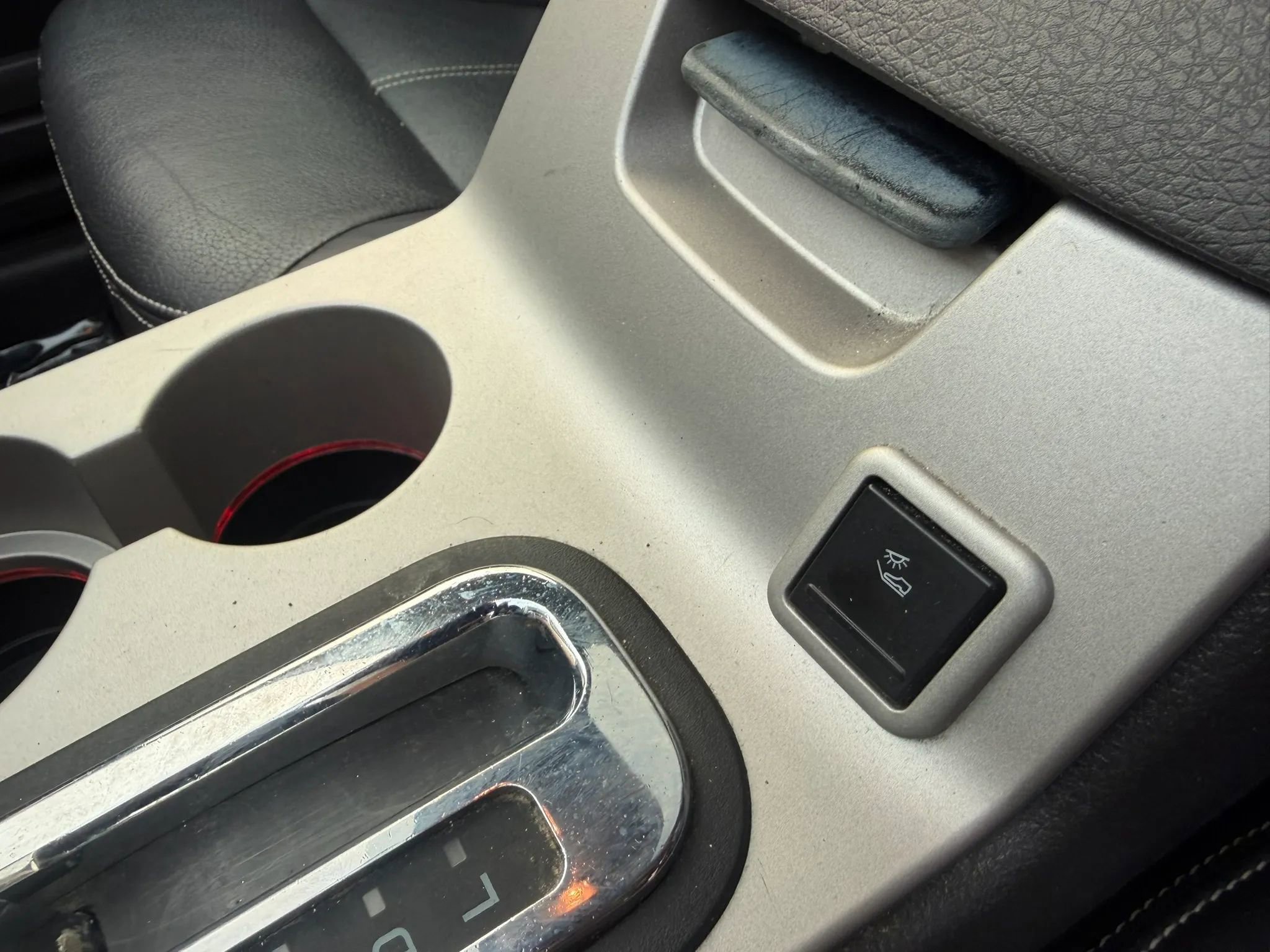 Used 2010 Ford Edge SEL AWD/4WD image 24