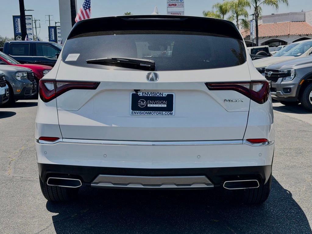 Used 2025 Acura MDX FWD w/ Technology Package image 11