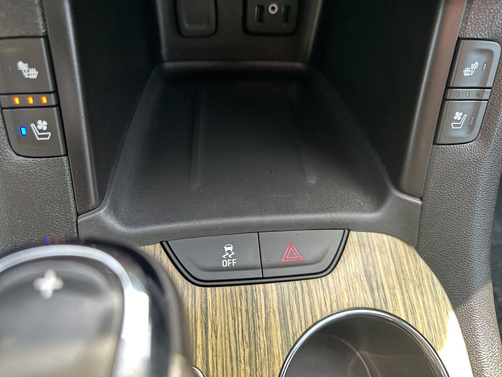 Used 2018 GMC Acadia Denali AWD/4WD image 69