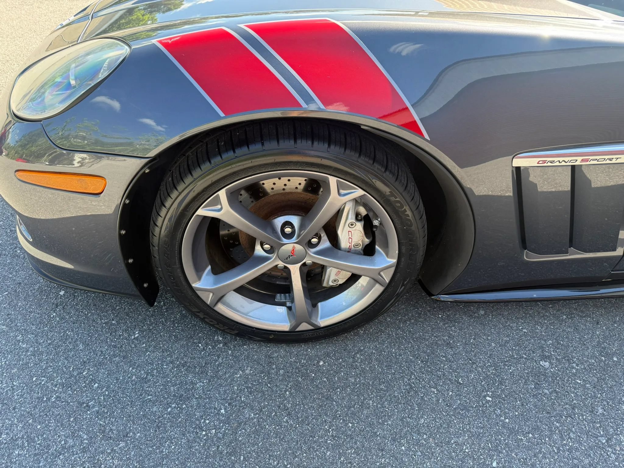 Used 2010 Chevrolet Corvette Grand Sport w/ Preferred Equipment Group RWD image 10