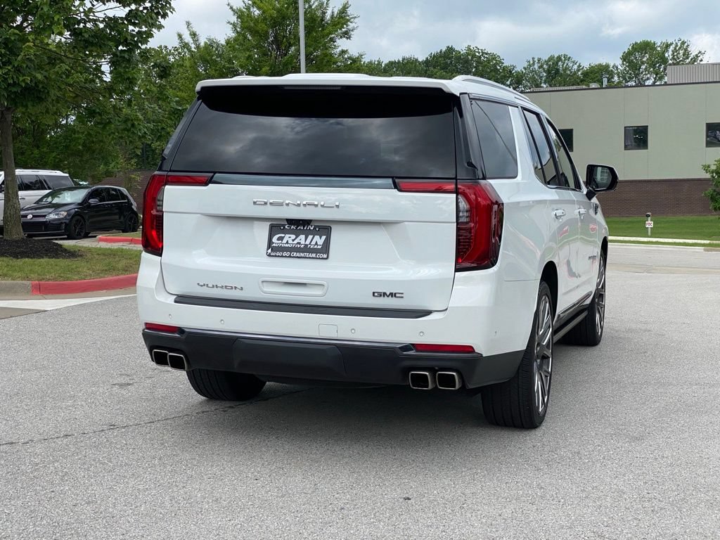 Used 2026 GMC Yukon Denali Ultimate AWD/4WD image 8