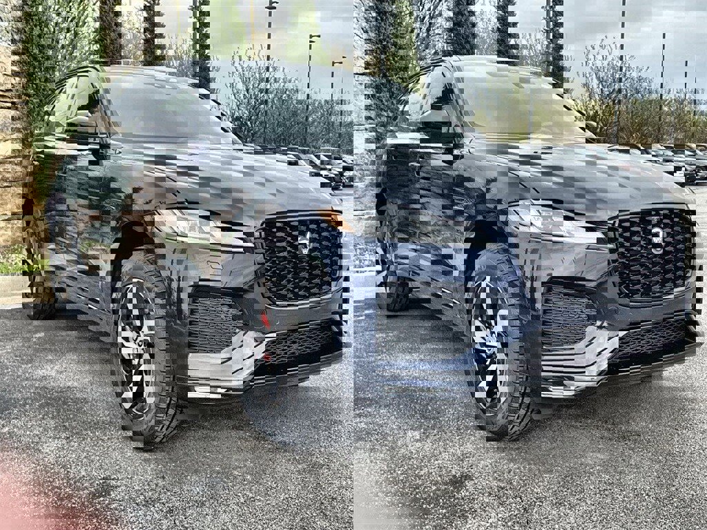 New 2026 Jaguar F-PACE R-Dynamic S image 7