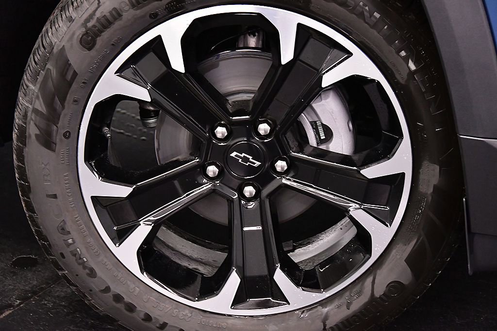 New 2026 Chevrolet Equinox LT image 9
