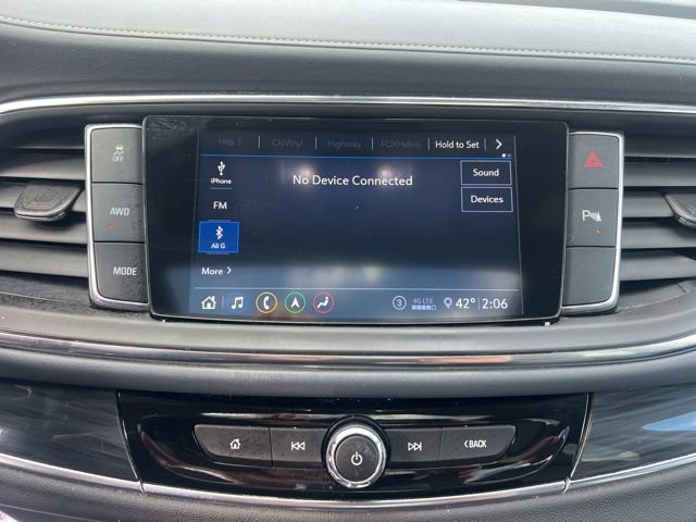 Used 2020 Buick Enclave Essence w/ Sport Touring Edition image 31