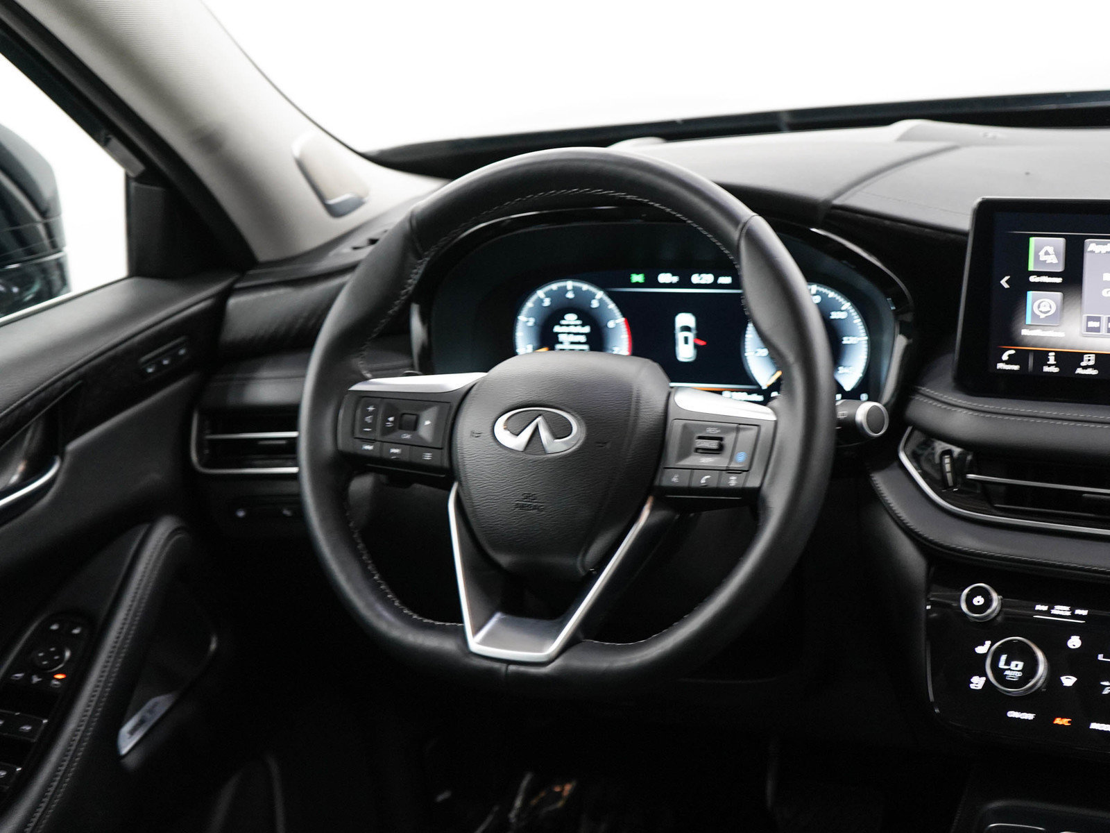 Used 2025 INFINITI QX60 Sensory AWD/4WD image 15