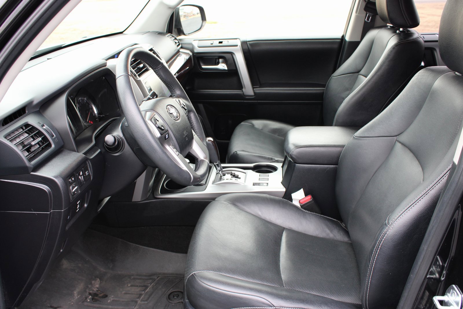 Used 2021 Toyota 4Runner Limited image 11