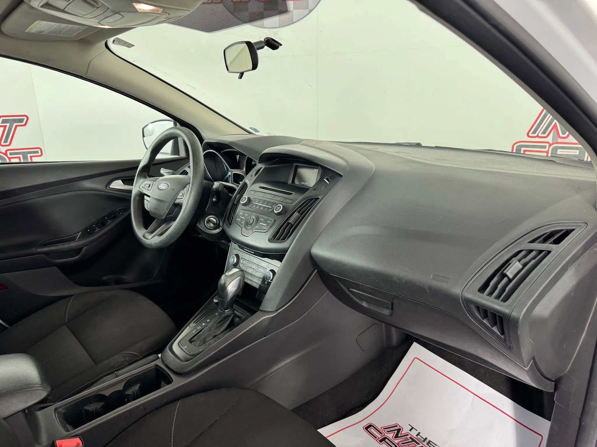 Used 2015 Ford Focus SE image 12