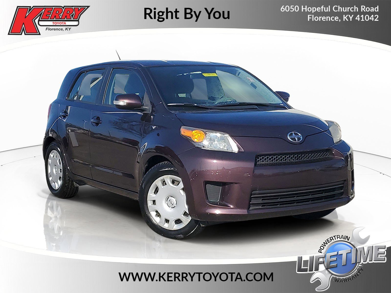 Used 2014 Scion xD image 1