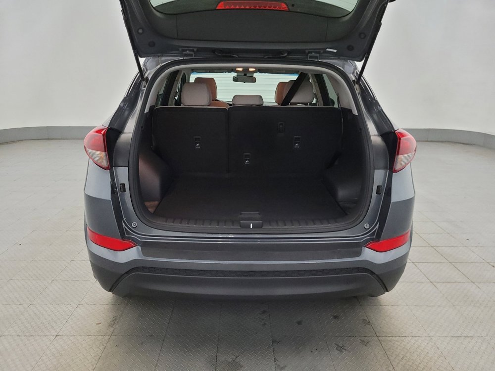 Used 2018 Hyundai Tucson SE image 29