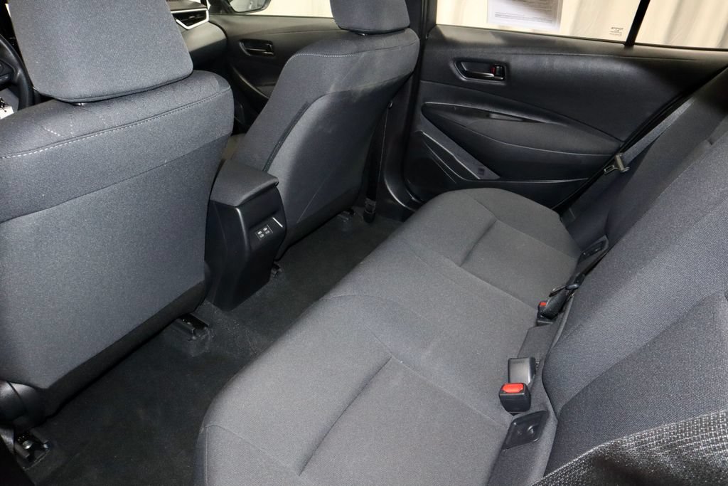 Used 2025 Toyota Corolla LE FWD image 20
