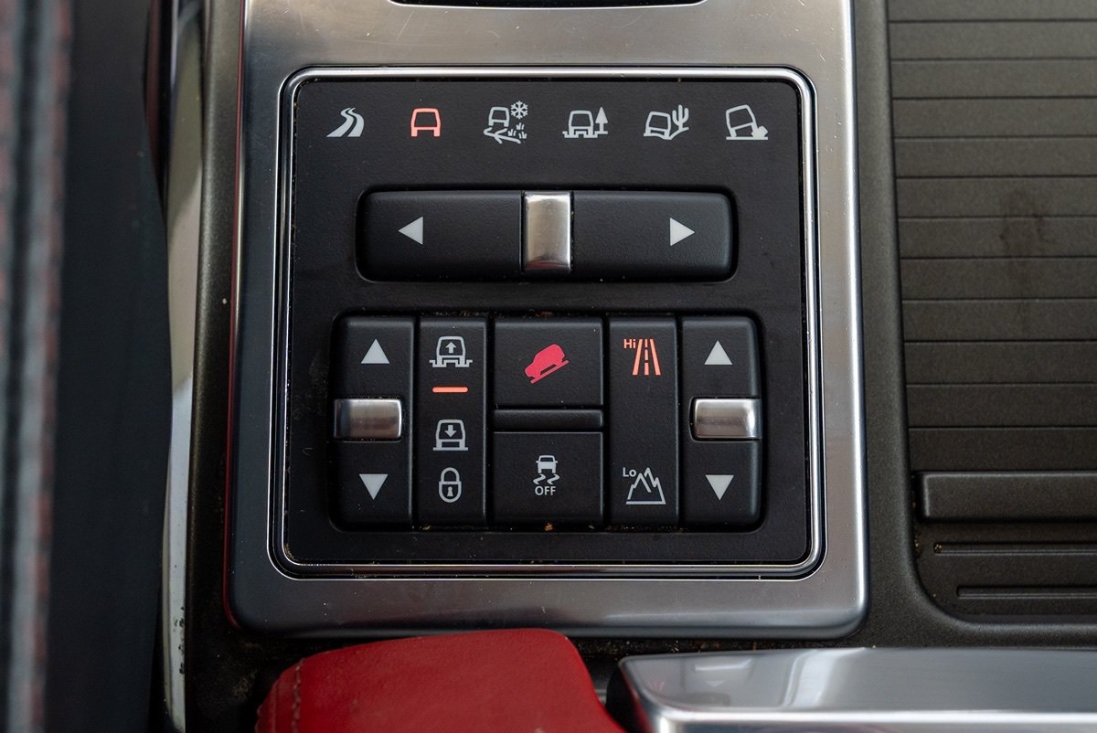 Used 2013 Land Rover Range Rover Sport Autobiography AWD/4WD image 31