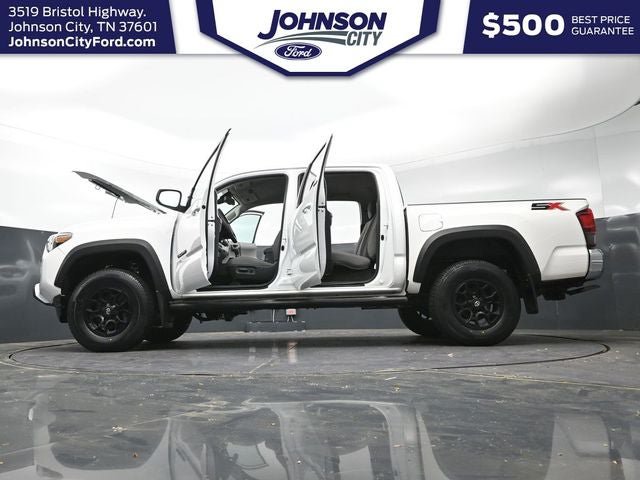 Used 2023 Toyota Tacoma SR5 AWD/4WD image 49