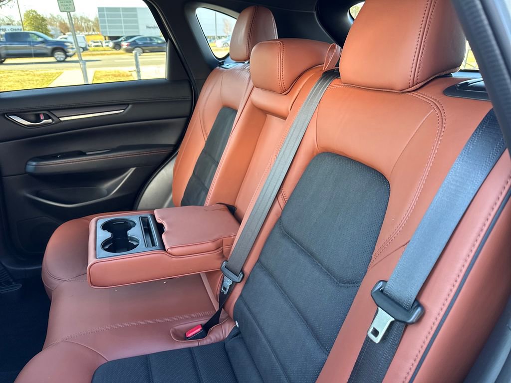 Certified 2025 MAZDA CX-5 Carbon Edition image 17