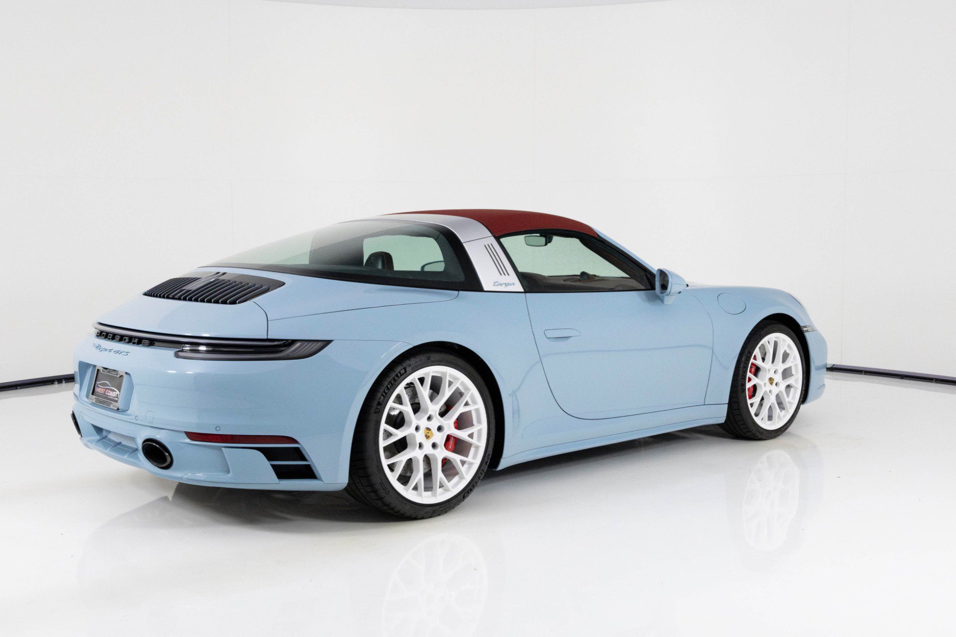 Used 2023 Porsche 911 Targa 4 GTS image 4