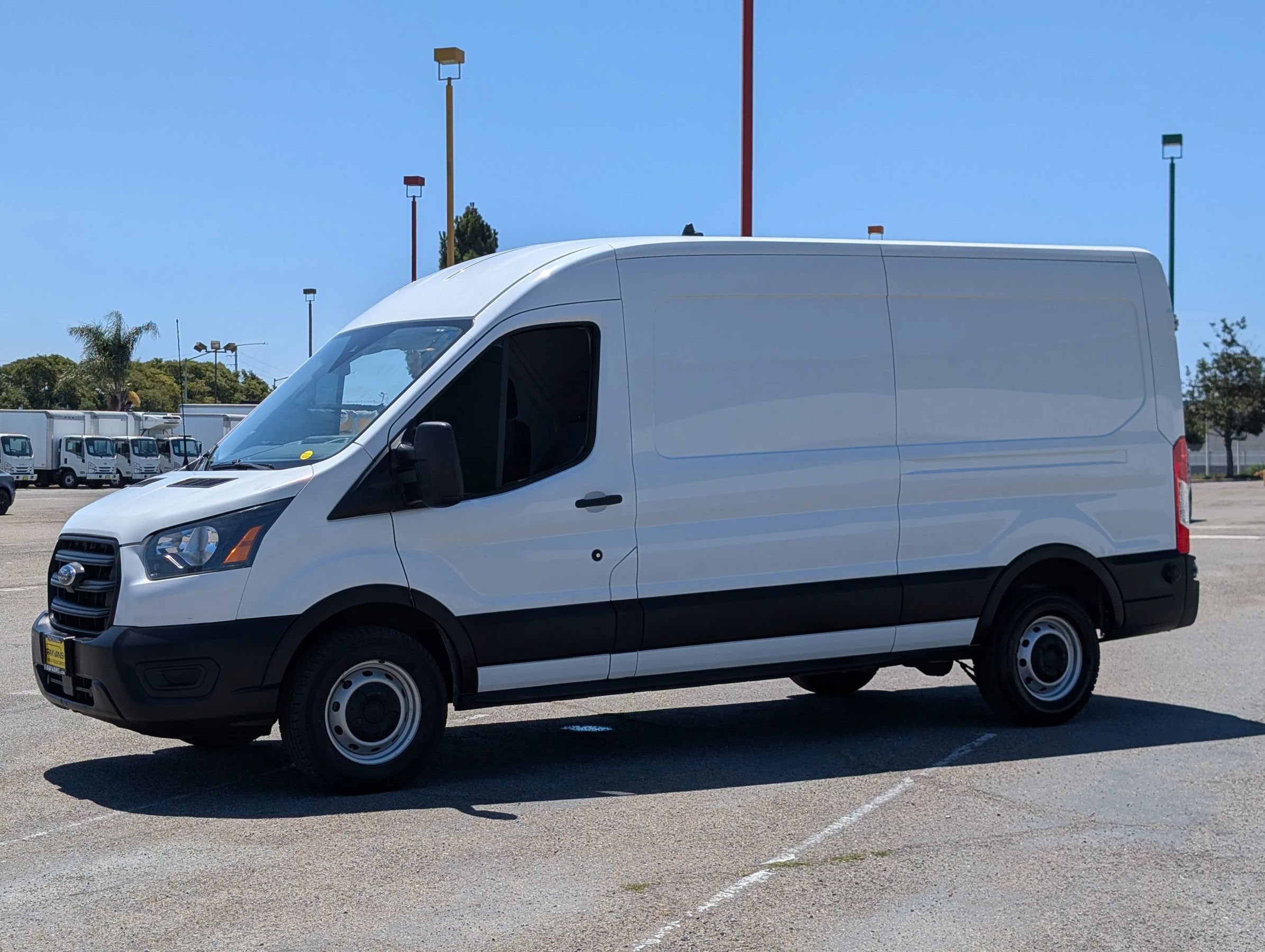 Used 2020 Ford Transit 250 Medium Roof RWD image 3