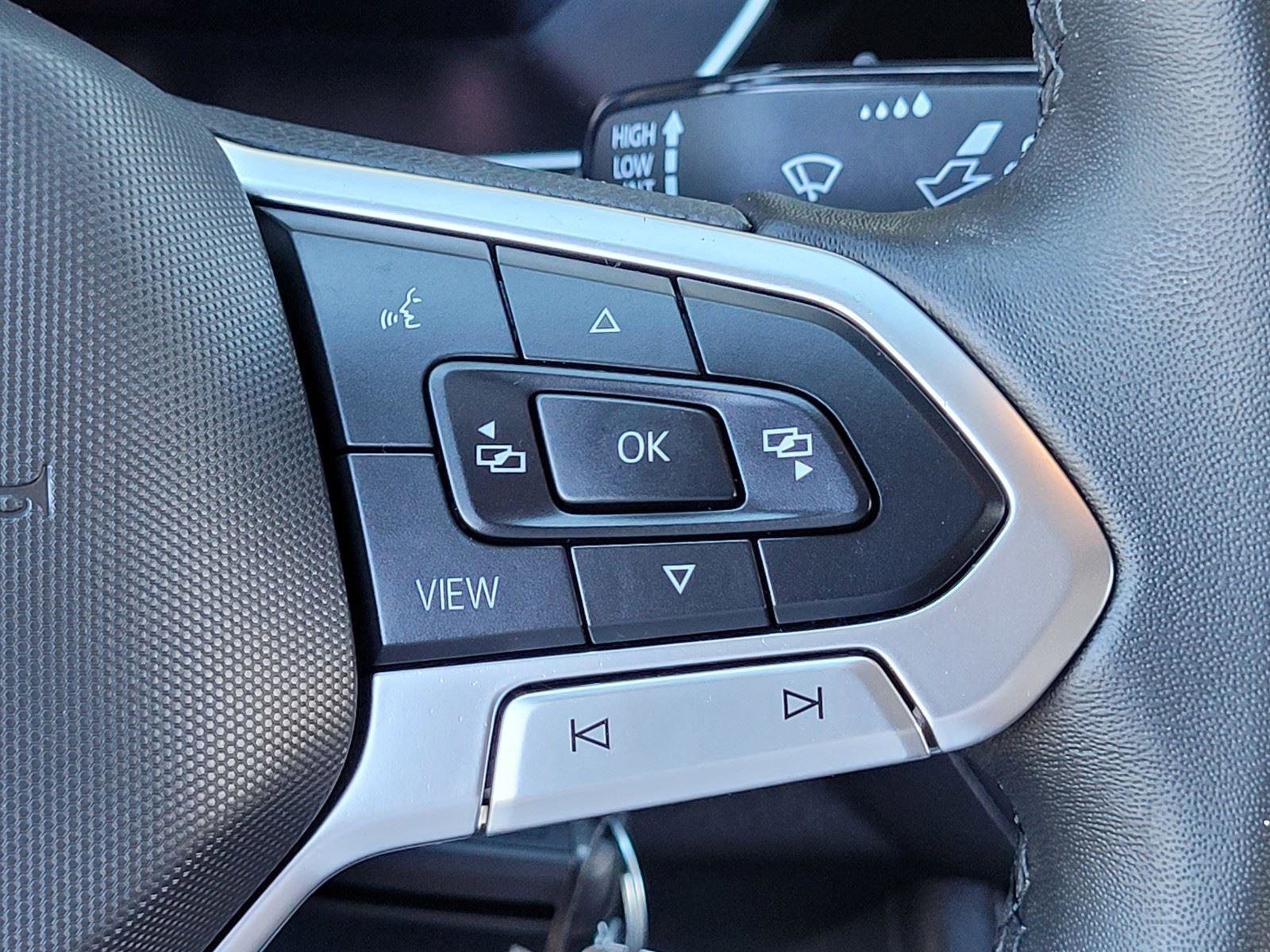 Used 2024 Volkswagen Jetta S image 32