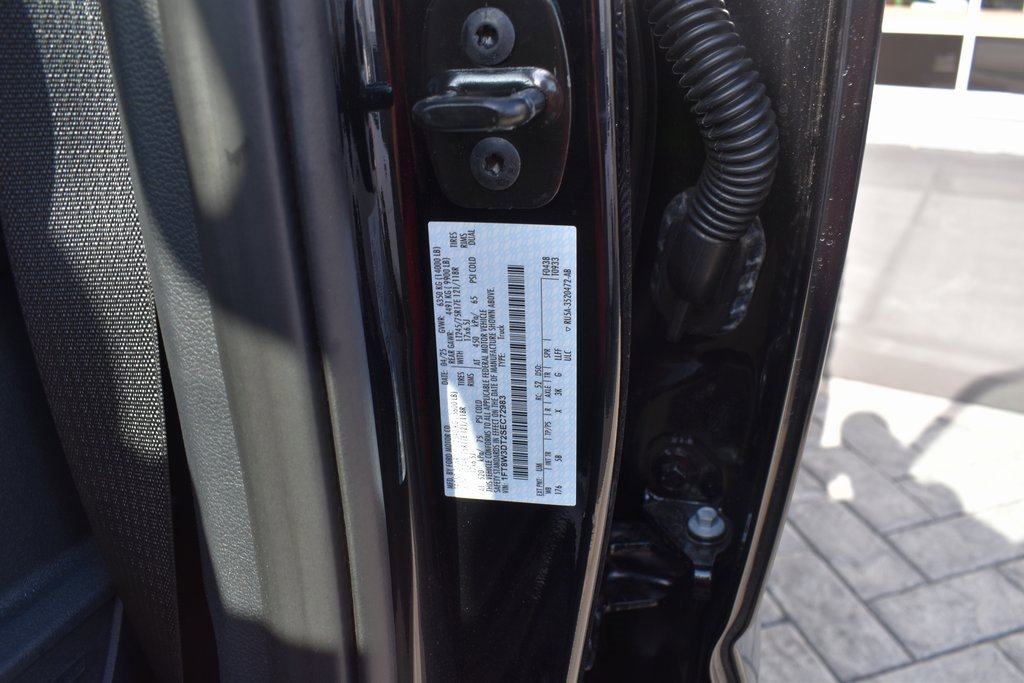 Used 2025 Ford F350 Lariat w/ FX4 Off-Road Package image 34