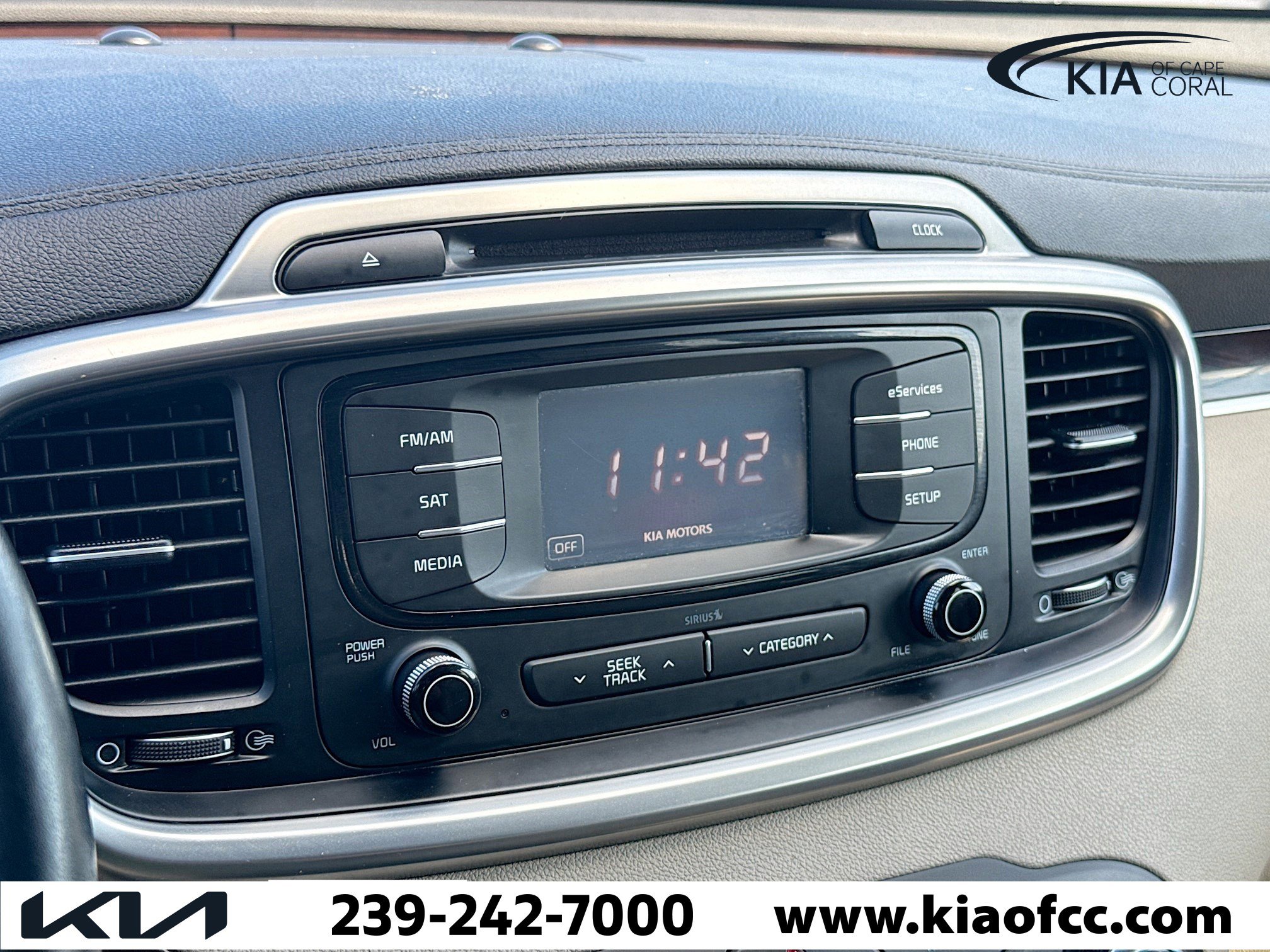 Used 2016 Kia Sorento EX w/ EX Premium Package image 29