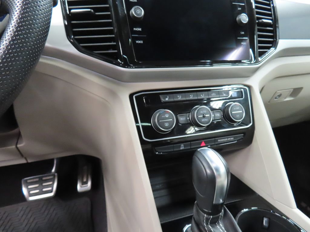 Used 2021 Volkswagen Atlas SEL R-Line image 50