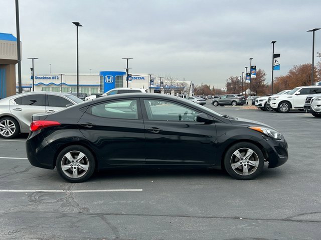 Used 2013 Hyundai Elantra GLS image 2