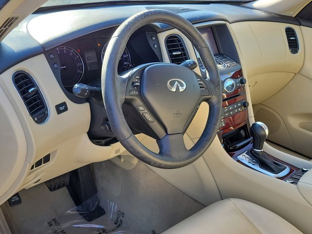 Used 2016 INFINITI QX50 2WD w/ Premium Plus Package image 7