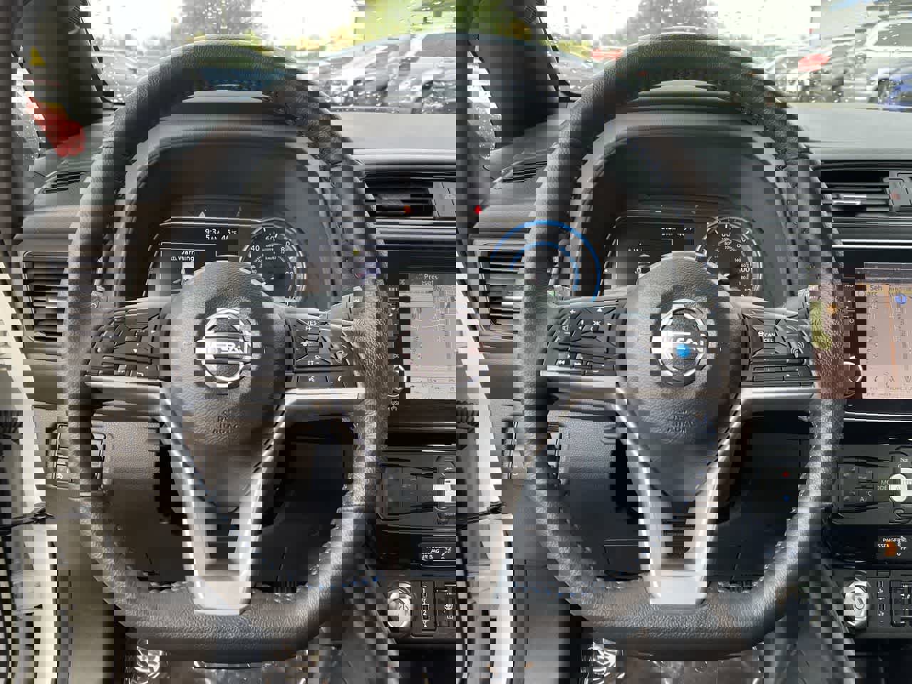 Used 2024 Nissan Leaf SV Plus image 21