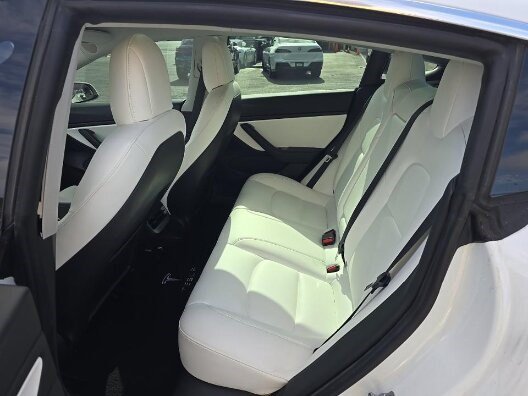 Used 2020 Tesla Model 3 Standard Range Plus RWD image 10